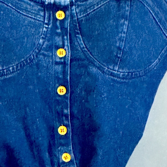 Jean like crop top  with adjustable straps and knot in front of - Picture 4 of 4